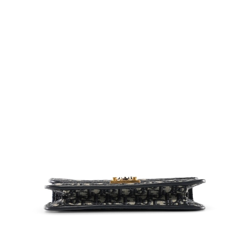Cover image 0