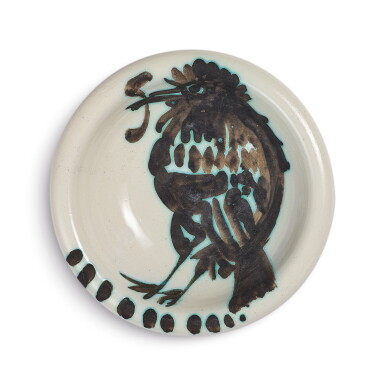 View full screen - View 1 of Lot 25. PABLO PICASSO | OISEAU AU VER (A. R. 172).