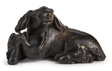 View full screen - View 1 of Lot 75. A BRONZE 'THREE RAMS' PAPERWEIGHT | 17TH/18TH CENTURY | 十七/十八世紀 銅三羊開泰鎮紙.