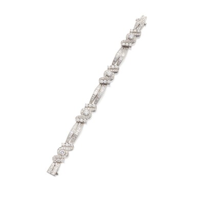 View full screen - View 1 of Lot 255. Diamond Bracelet.