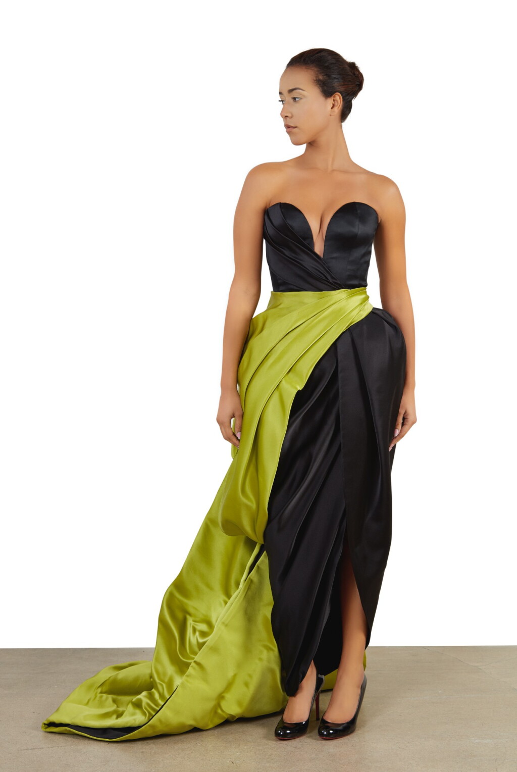 View full screen - View 1 of Lot 21. Armani Privé Gown Worn by Cate Blanchett.