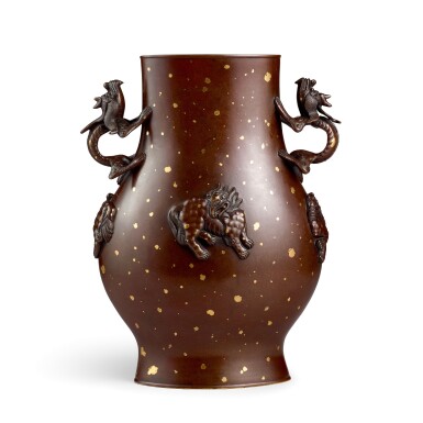 View full screen - View 1 of Lot 3687. A large gold-splashed bronze 'mythical beasts' vase Qing dynasty, early 18th century | 清十八世紀初 灑金銅瑞獸瓶.