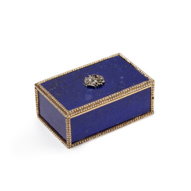 View full screen - View 1 of Lot 436. A Fabergé gold-mounted lapis lazuli snuff box, workmaster Henrik Wigström, St Petersburg, 1899-1908.