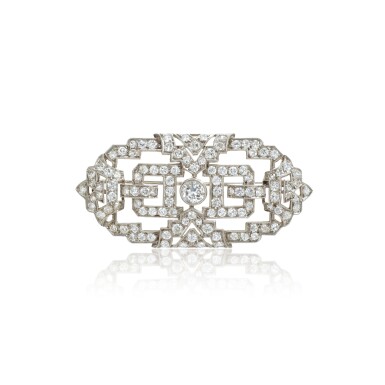 View full screen - View 1 of Lot 898. Diamond brooch, 1920s.