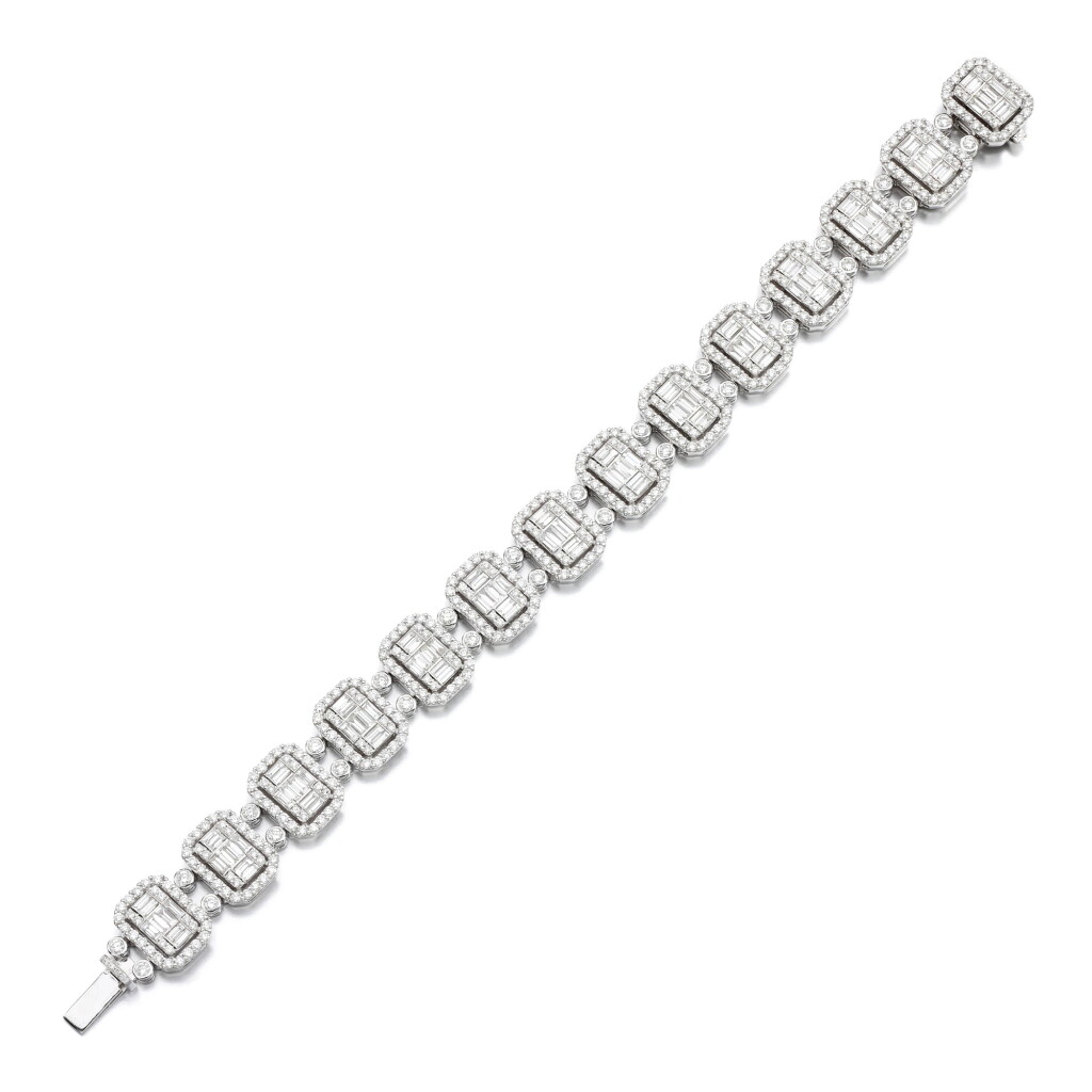 Voir en plein écran - Voir 1 du lot 58. Diamond bracelet.