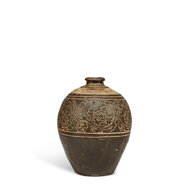 View full screen - View 1 of Lot 164. A rare 'lingwu' black-glazed sgraffiato vase, Xixia dynasty.
