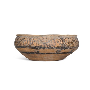 View full screen - View 1 of Lot 180. A painted pottery bowl, Neolithic period | 新石器時代 彩繪陶缽.