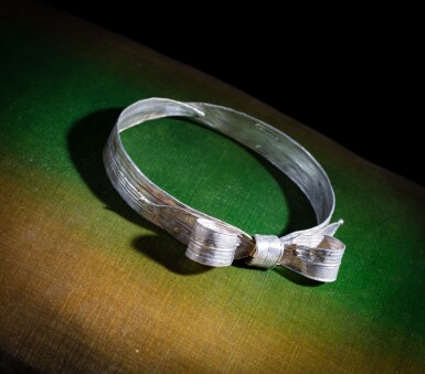 View full screen - View 1 of Lot 45. Collier Nœud.