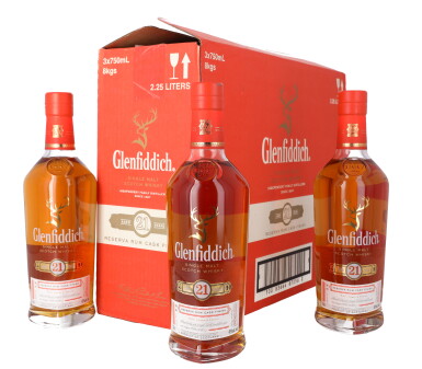 View full screen - View 1 of Lot 5187. Glenfiddich 21 Year Old Gran Reserva 40.0 abv NV (3 BT75).