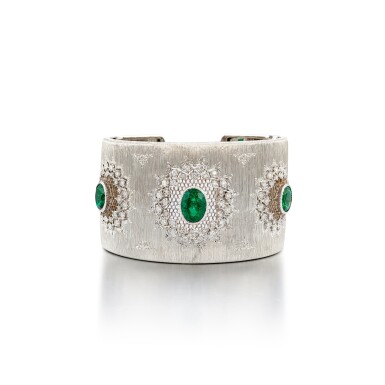 View full screen - View 1 of Lot 1609. Emerald and Diamond Cuff Bracelet | 馬里奧 布契拉提 | 祖母綠 配 鑽石 手鐲.