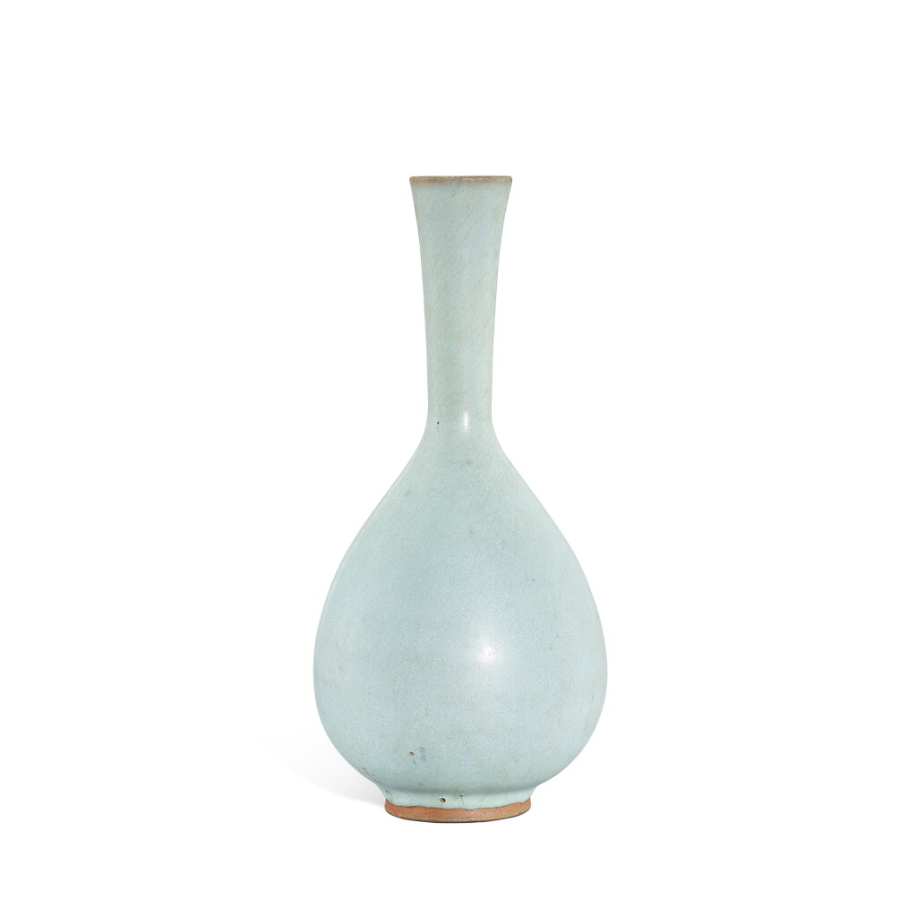 View full screen - View 1 of Lot 25. An extremely rare Junyao bottle vase, Northern Song dynasty | 北宋 鈞窰天藍釉長頸膽瓶.