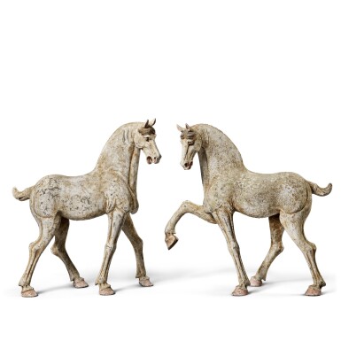 View full screen - View 1 of Lot 670. A pair of painted pottery figures of horses, Tang dynasty | 唐 陶加彩馬一對.