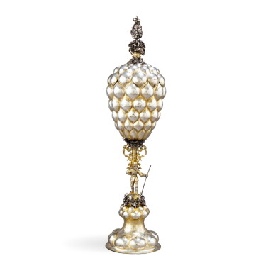 View full screen - View 1 of Lot 201. A large German parcel-gilt silver covered cup (Traubenpokal), Hans Kindtsvater, Nuremberg, 1622-1634.