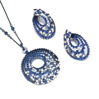 View full screen - View 1 of Lot 145. Demi-parure saphirs et diamants | Sapphire and diamond demi-parure.