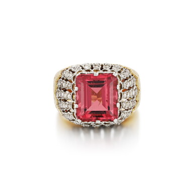 View full screen - View 1 of Lot 149. Buccellati | Bague spinelle et diamants | Spinel and diamond ring.