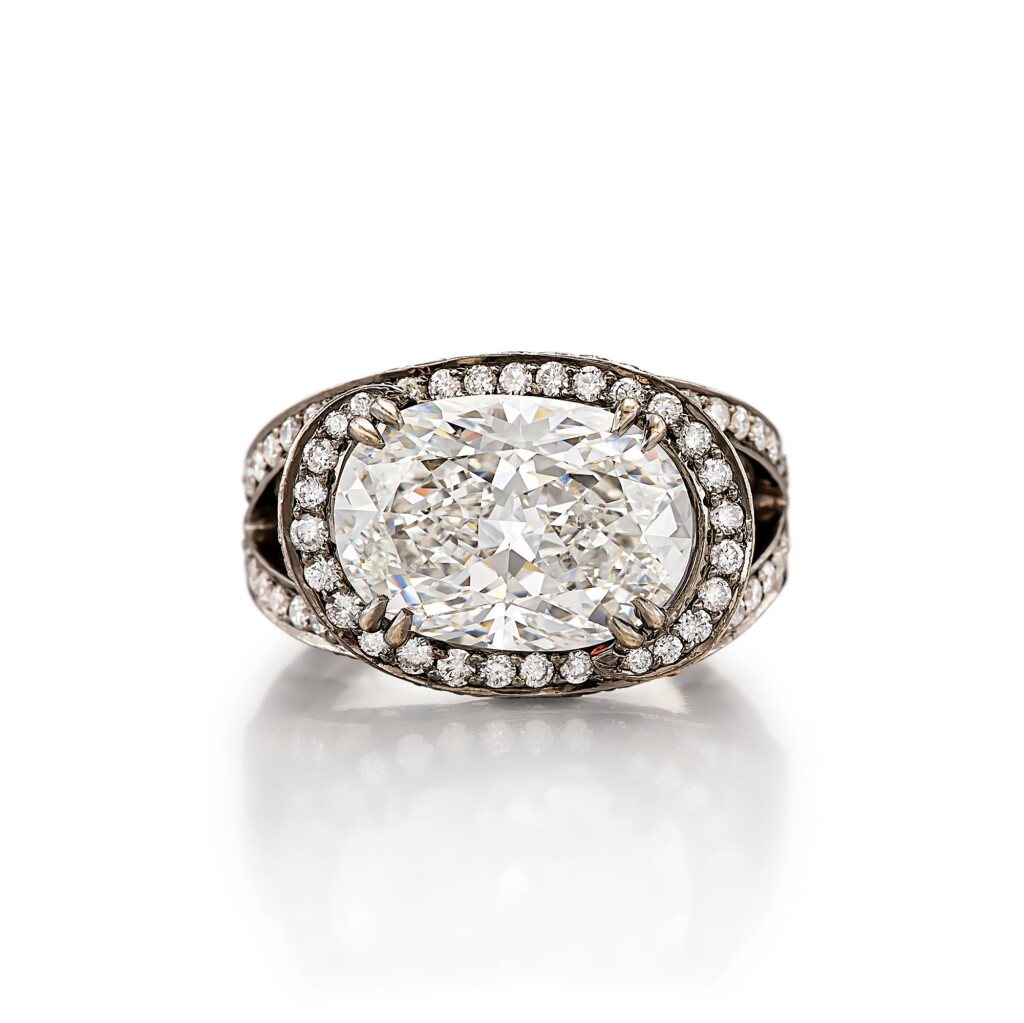 View full screen - View 1 of Lot 335. Diamond Ring | 5.01克拉 橢圓形 G色 鑽石 戒指.