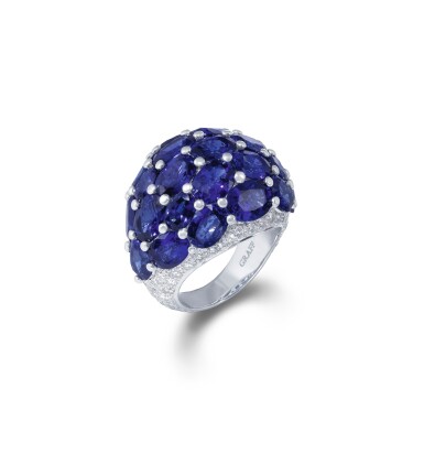 View full screen - View 1 of Lot 10. GRAFF | SAPPHIRE AND DIAMOND RING.