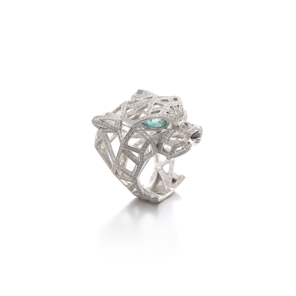 View full screen - View 1 of Lot 833. Emerald, onyx and diamond ring, 'Panthère'.