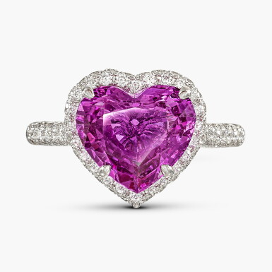 View full screen - View 1 of Lot 1279. Purple-Pink Sapphire and Diamond Ring | 5.04克拉 天然「 馬達加斯加」未經加熱粉紅紫色剛玉 配 鑽石 戒指.