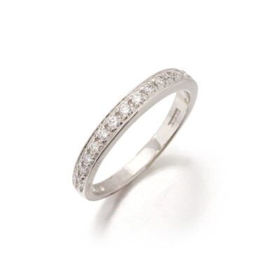 View full screen - View 1 of Lot 127. BULGARI | DIAMOND RING (ANELLO IN DIAMANTI).
