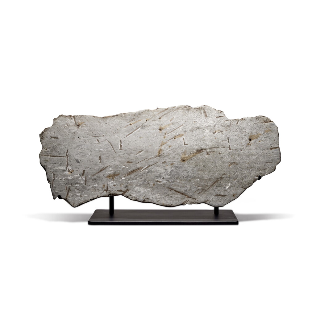 全萤幕检视 - 查看10Complete Slice of an Aletai Meteorite的1