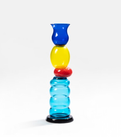View full screen - View 1 of Lot 48. Iasia vase | Vase Iasia.