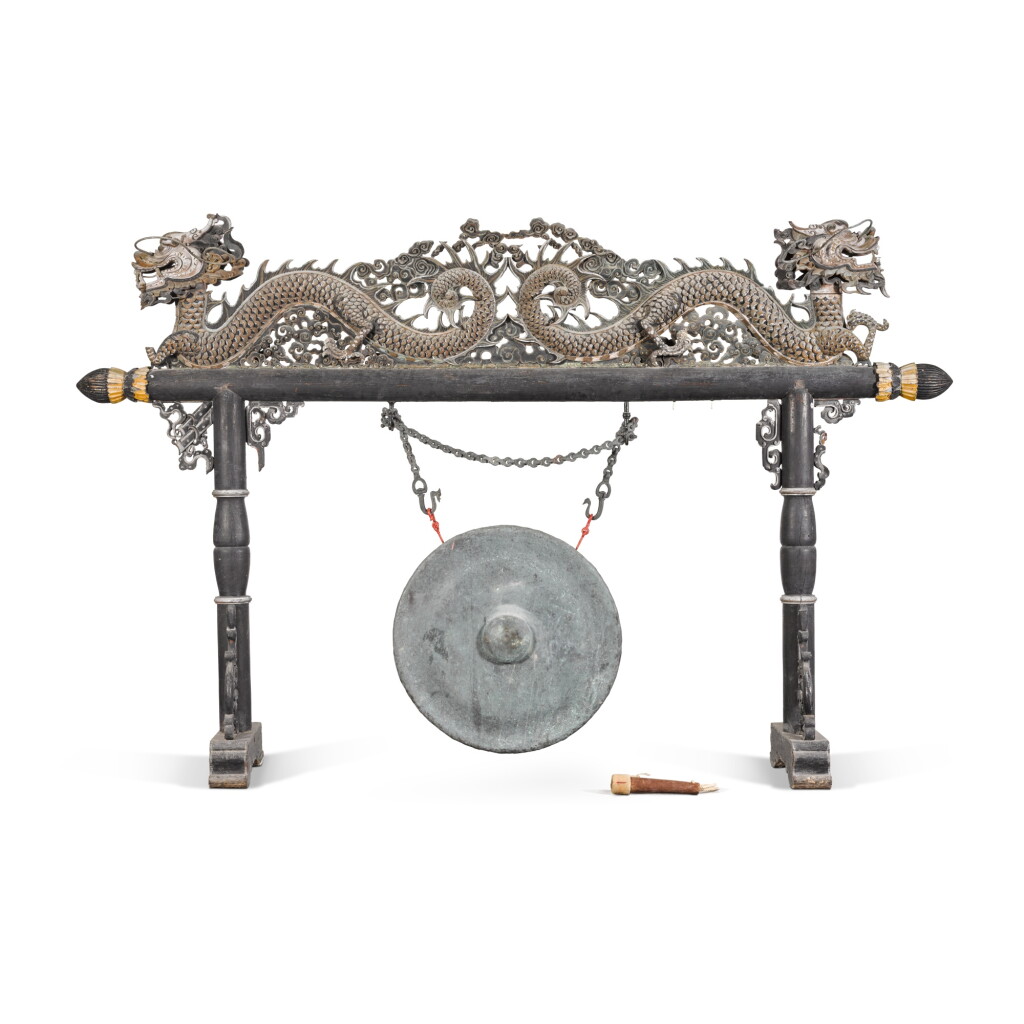 View full screen - View 1 of Lot 81. A large bronze temple gong, Qing dynasty, 19th century | 清十九世紀 銅鑼連硬木龍紋座.