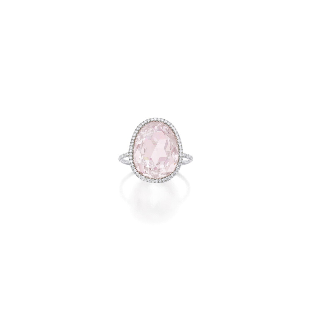 View full screen - View 1 of Lot 604. COLORED DIAMOND AND DIAMOND RING, JAR, PARIS | 彩色鑽石配鑽石戒指,JAR.