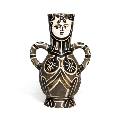 View full screen - View 1 of Lot 17. Vase deux anses hautes (A. R. 213).