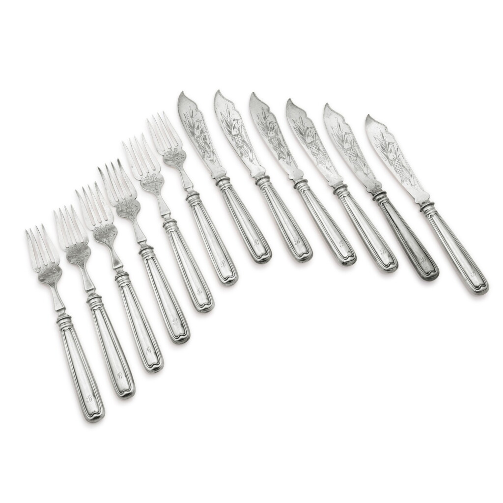 View full screen - View 1 of Lot 369. A silver 12-piece fish cutlery set, Germany, circa 1900, and a group of 23 silver-plated and silver forks, knives, and spoons, mostly engraved B for Jacques de Bascher family | Ein 12-teiliges silbernes Fischbesteck aus Deutschland, circa 1900, und eine Gruppe von 23 versilberten und silbernen Gabeln, Messern und Löffeln, meist mit der Gravur B für die Familie Jacques de Bascher.