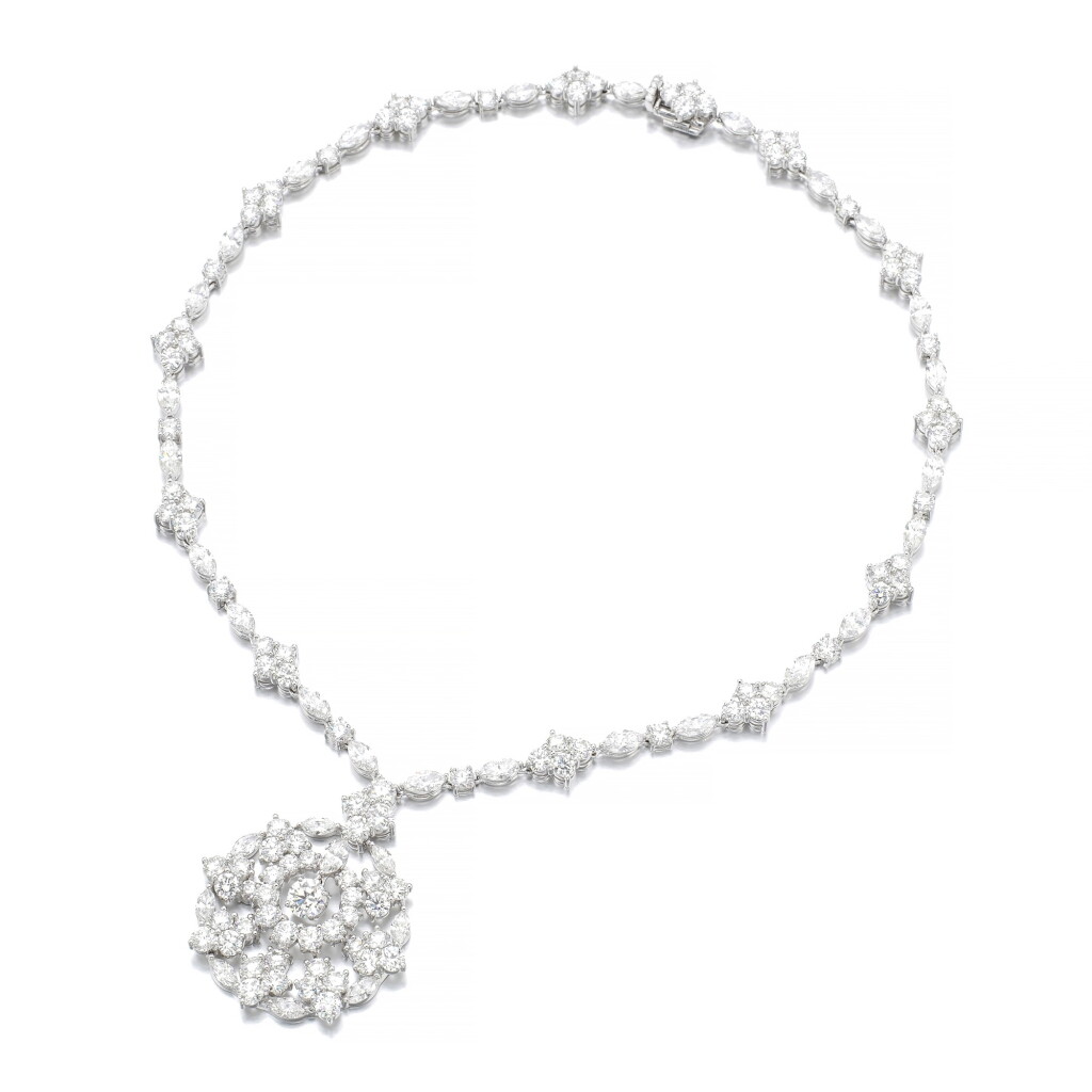 View full screen - View 1 of Lot 59. GRAFF | DIAMOND PENDENT NECKLACE.
