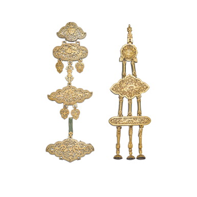 View full screen - View 1 of Lot 360. Two sets of gilt-damascened iron horse trappings, Tibet, 16th century | 西藏 十六世紀 鐵鋄金馬配飾兩組.