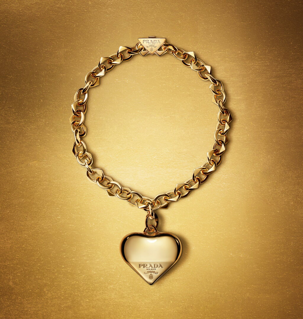 View full screen - View 1 of Lot 22. Prada | Collier or, "Eternal Gold" | Gold necklace, 'Eternal Gold'.