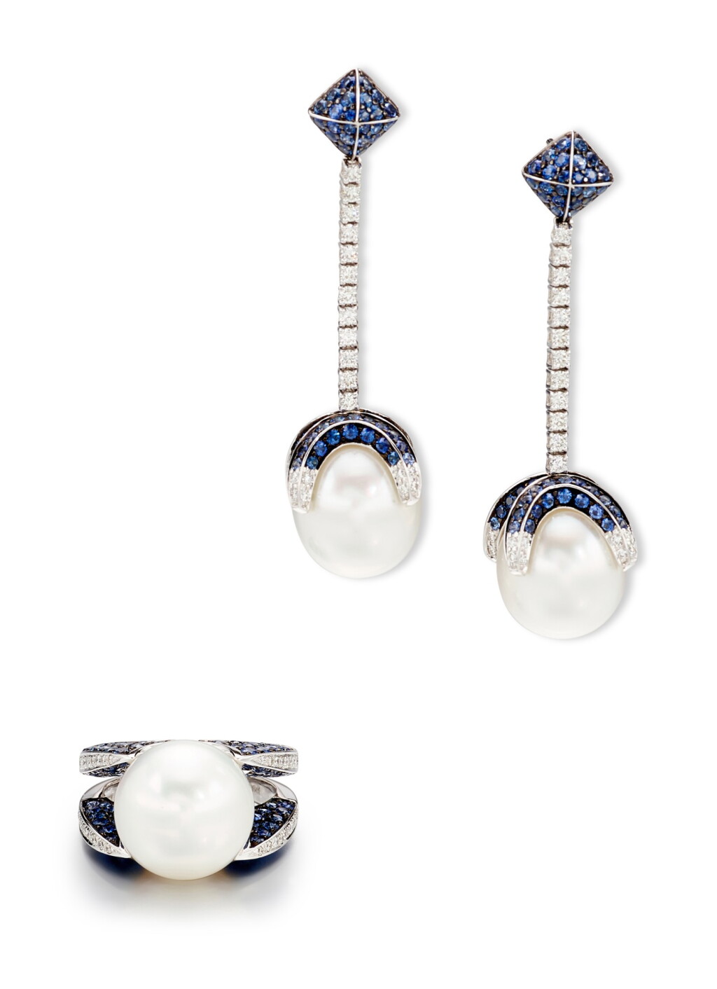 View full screen - View 1 of Lot 1623. CULTURED PEARL, SAPPHIRE AND DIAMOND RING AND PAIR OF PENDENT EARRINGS | 養殖珍珠 配 藍寶石 及 鑽石 戒指 及耳墜一對.