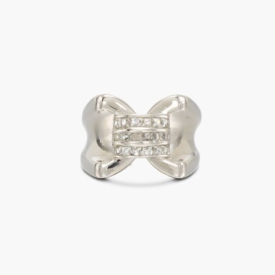 View full screen - View 1 of Lot 1. Diamond Ring .