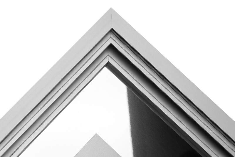 Cover image 0