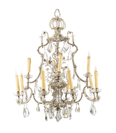 View full screen - View 1 of Lot 340. A 12-light gilt iron chandelier and a pair of 2-light sconces, Baguès, Paris, circa 1960 | Lustre à 12 lumières en bois doré et paire d'appliques en stuc doré à 2 lumières par Baguès, Paris, vers 1960.