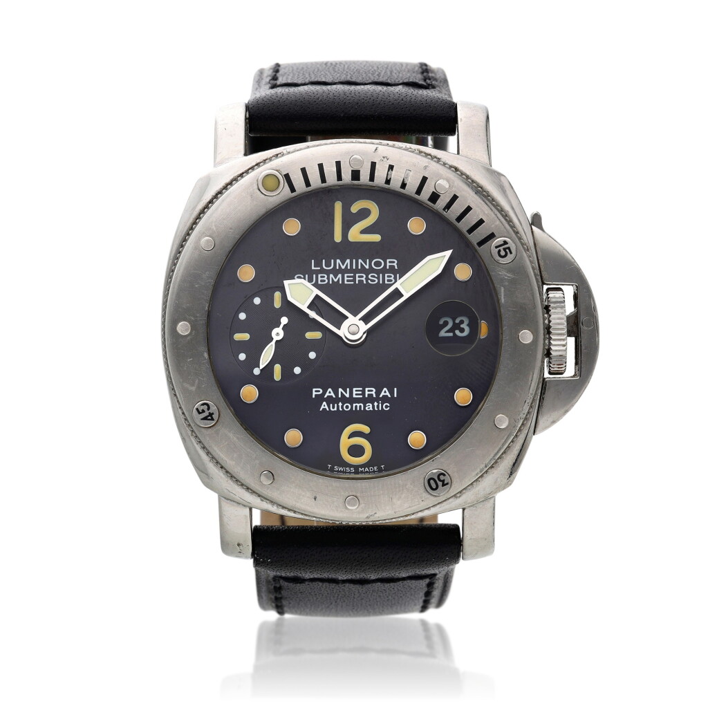 View full screen - View 1 of Lot 90. Luminor Submersible, A stainless steel wristwatch with date, Circa 2003.