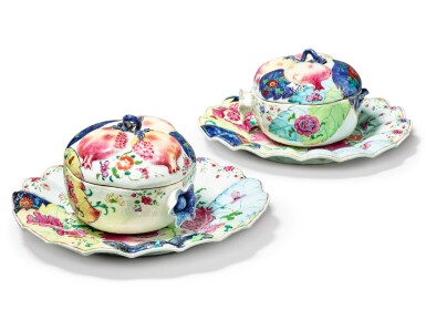 View full screen - View 1 of Lot 451. A Rare Pair of Chinese Export 'Tobacco Leaf' Pattern Pomegranate-form Tureens, Covers and Stands, Qing Dynasty, Qianlong Period, circa 1785 | 清乾隆 約1785年 粉彩花卉紋石榴形湯盆及托盤一對.