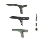 A group of three archaic bronze dagger axes (Ge), Zhou dynasty | 周 青銅戈一組三件