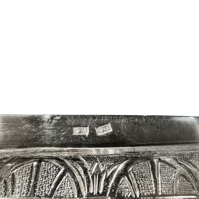 Cover image 0