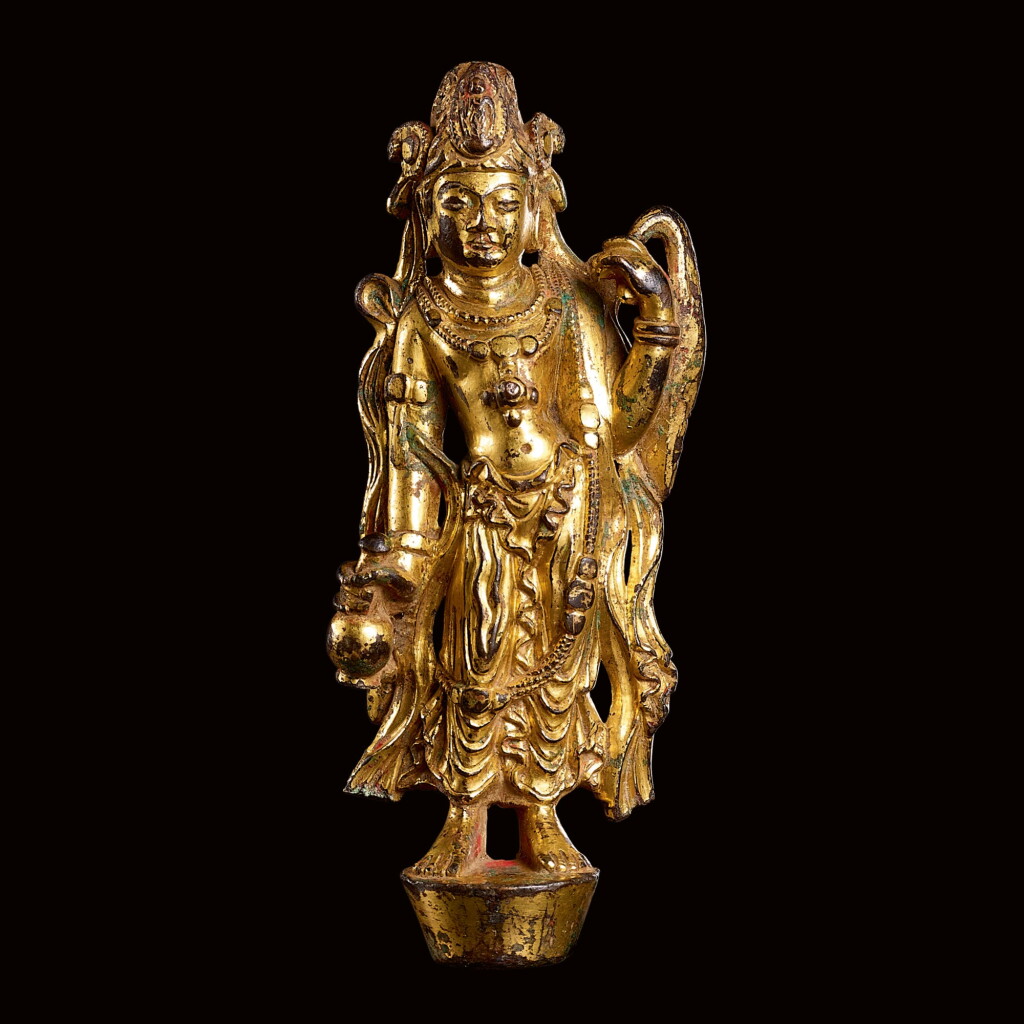 View full screen - View 1 of Lot 39. A GILT-BRONZE FIGURE OF AVALOKITESHVARA TANG DYNASTY | 唐 鎏金銅菩薩像.