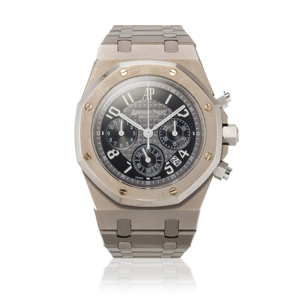 View full screen - View 1 of Lot 15. Reference 26041TI.GG.1110TI.01 Royal Oak 'La Boutique' | A special edition titanium chronograph wristwatch with date and bracelet, Made exclusively for the Paris boutique, Circa 2005 | 愛彼 26041TI.GG.1110TI.01 型號 Royal Oak 'La Boutique ' | 特別版 鈦金屬計時鍊帶腕錶備日期顯示,爲巴黎專門店而製,約2005年製.