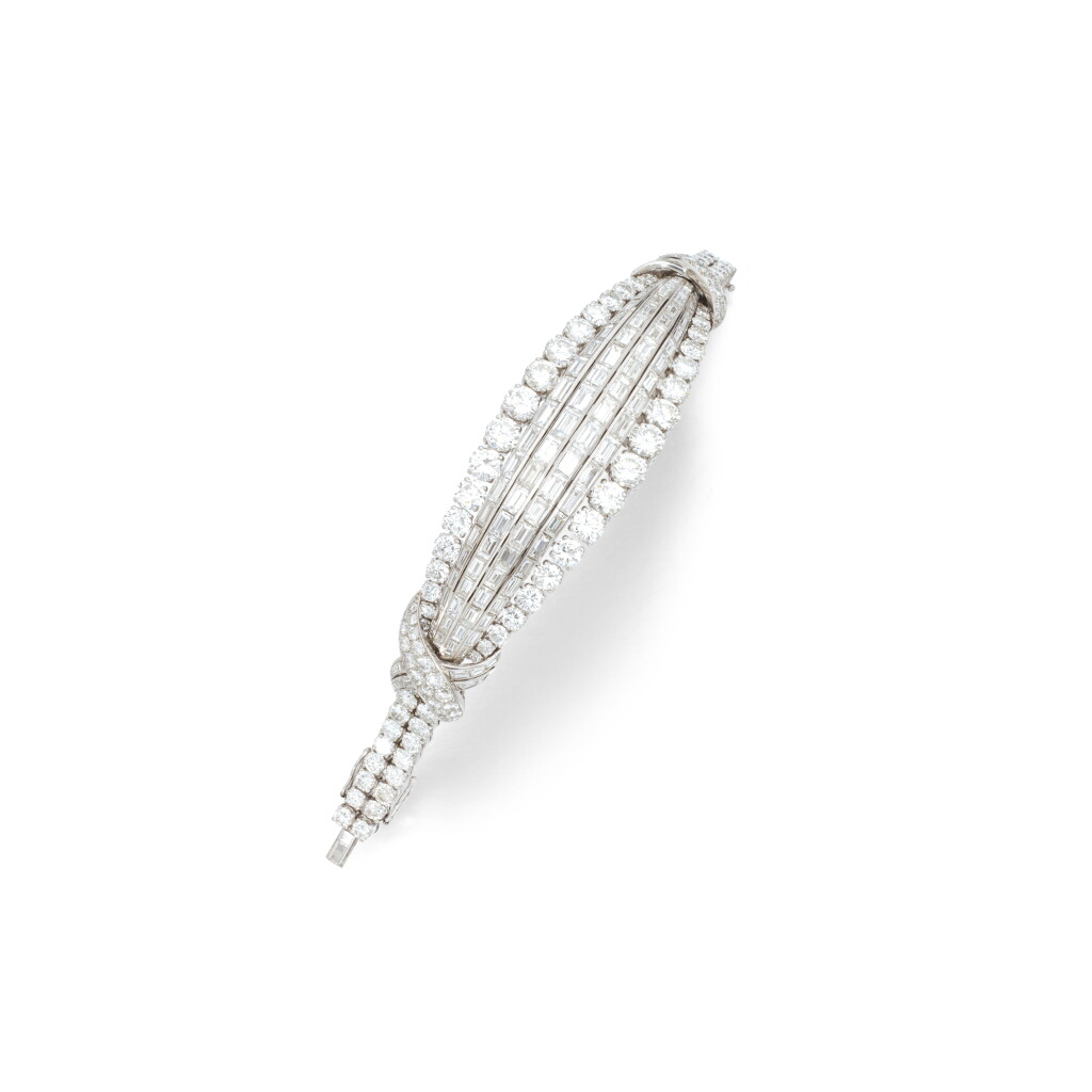 View full screen - View 1 of Lot 764. Diamond bracelet.