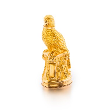 View full screen - View 1 of Lot 1197. A combined gold scent flask and snuff box, probably German, mid-18th century.