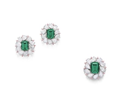 View full screen - View 1 of Lot 1729. Emerald and Diamond Demi-Parure | 天然「哥倫比亞穆索」祖母綠 配 鑽石 戒指及耳環套裝 (祖母綠共重6.08克拉).