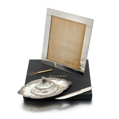 View full screen - View 1 of Lot 92. Frame, paper knife, cocktail shaker, Bulgari and inkwell, Garrard (Cornice, taglia carte, cocktail shaker Bulgari e calamaio Garrard).