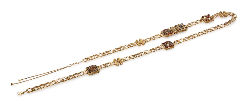 View full screen - View 1 of Lot 56. MULTICOLOR GRIPOIX AND GOLD-TONE METAL CHAIN BELT, CHANEL.