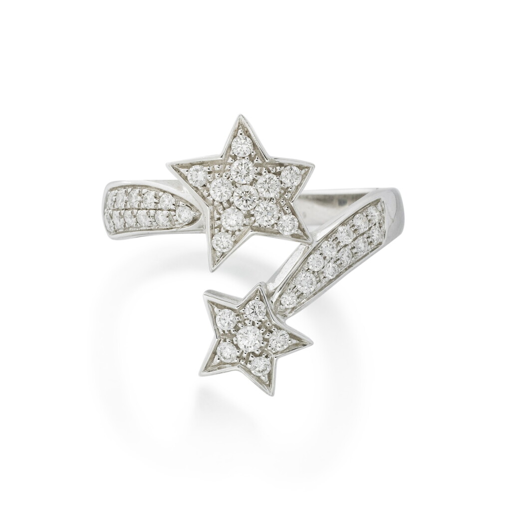 View full screen - View 1 of Lot 67. Chanel | Bague diamants, "Comète" | Diamond ring, 'Comète'.