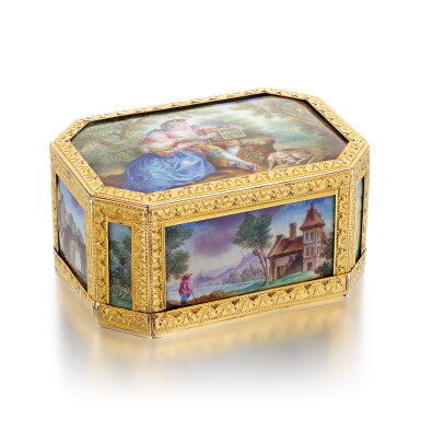 View full screen - View 1 of Lot 1248. A gold and porcelain snuff box, late 18th century and later.